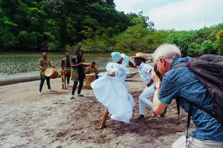 Musical welcome with drums and dance on the beach, Tumaco trip