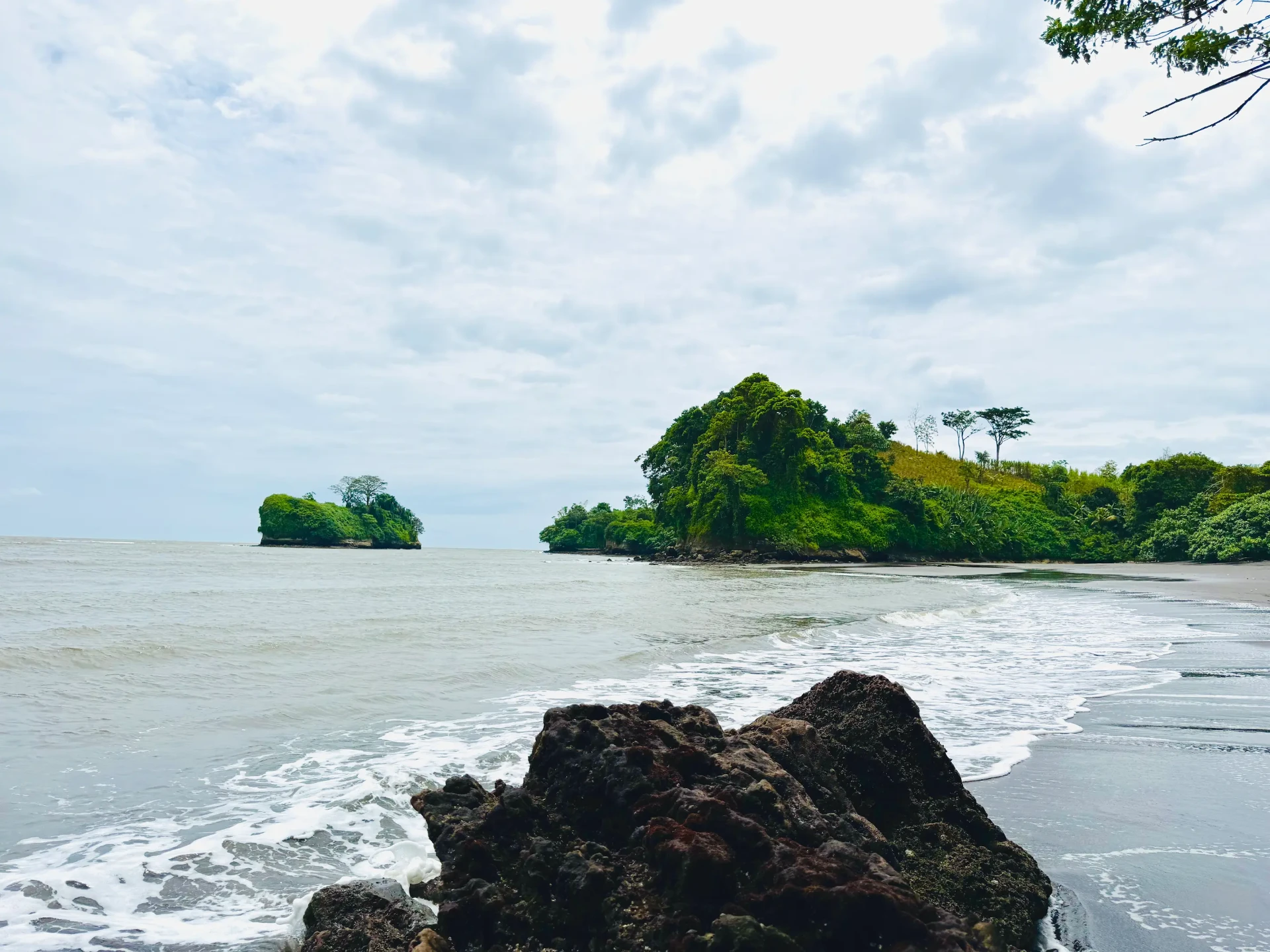Soledad Cuary beach, viche territory near Tumaco