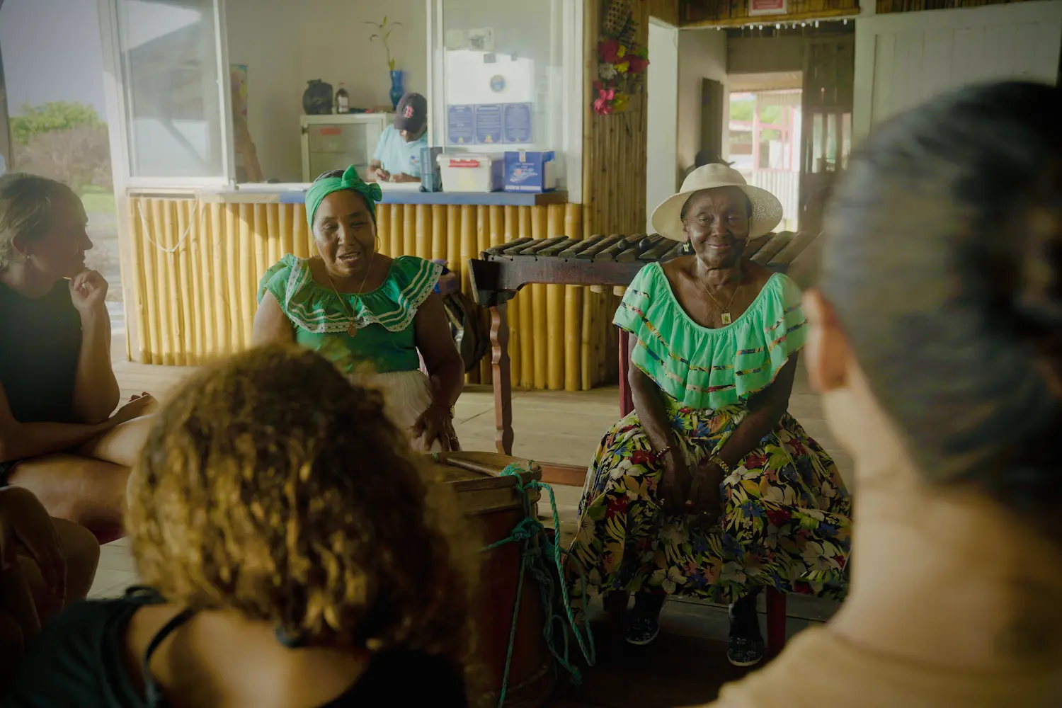 Meeting with the female masters of Tumaco's musical tradition