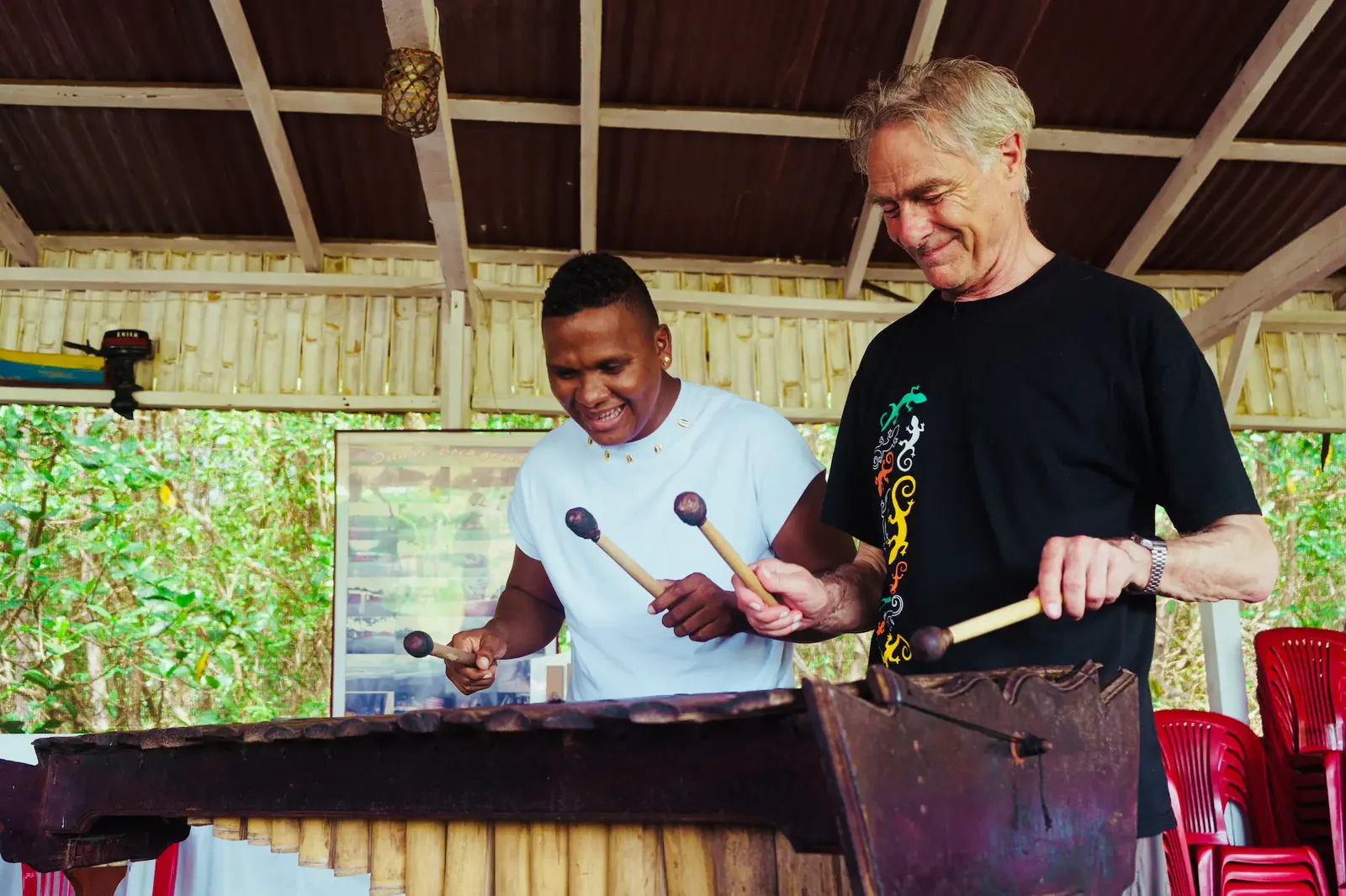 Experiencia participativa de música del Pacífico